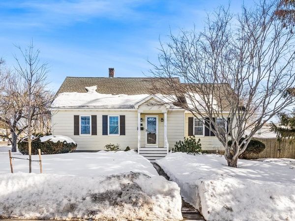 41 Lyman Road, North Andover, MA 01845