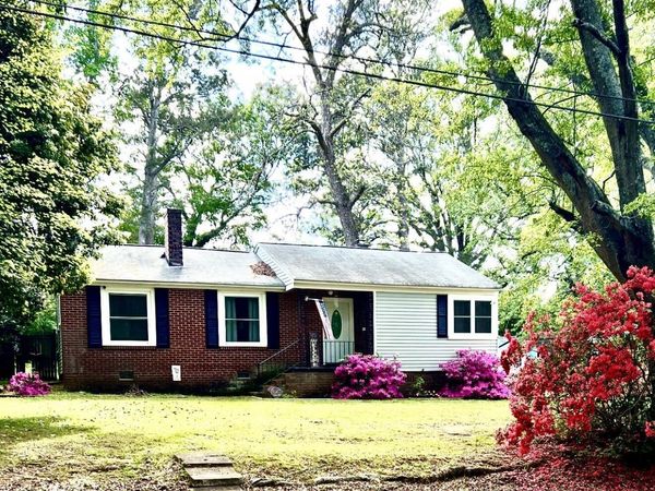 823 Sunset Drive, Greenwood, SC 29646