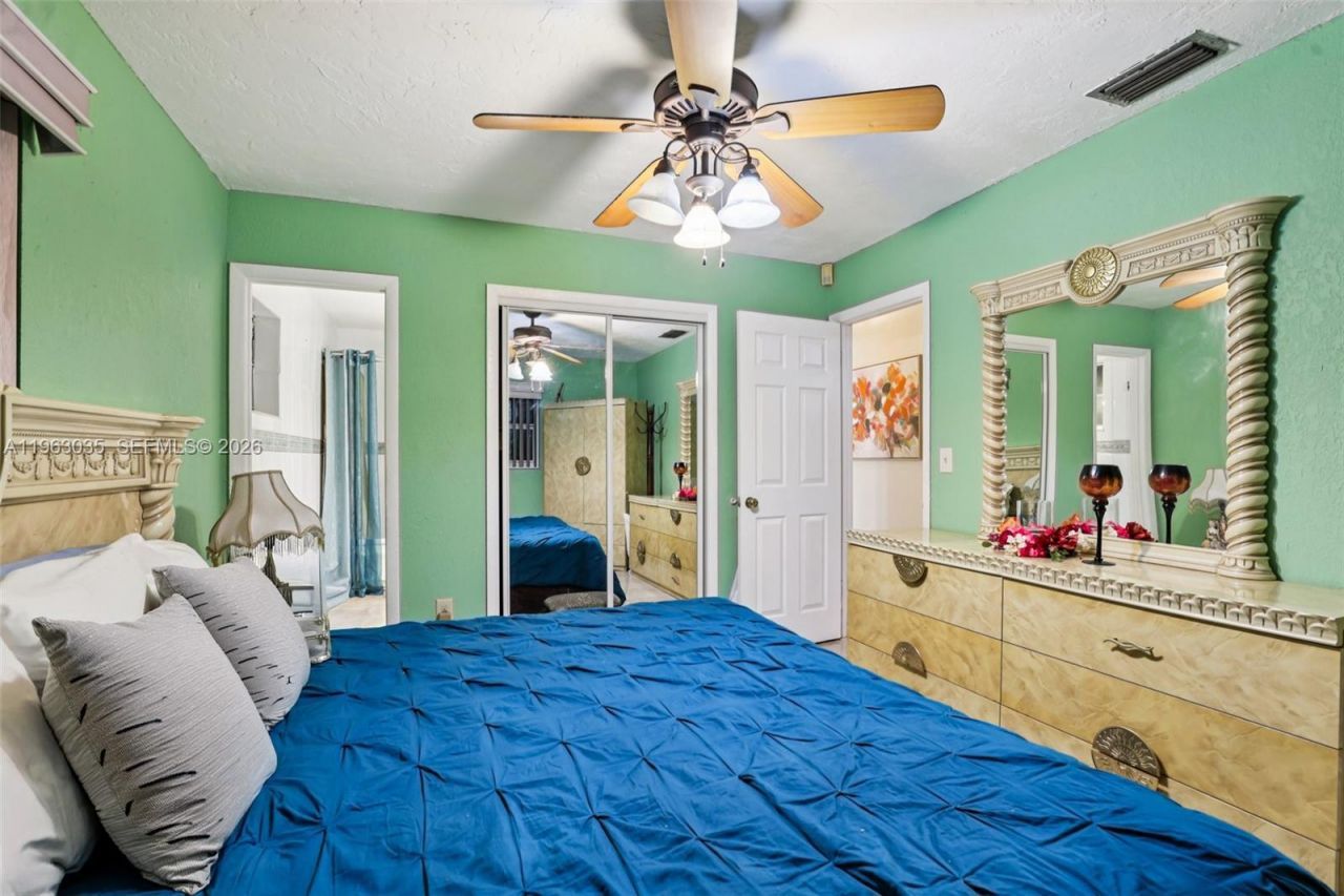 3398 NW 212th St, Miami Gardens, FL 33056 Photo