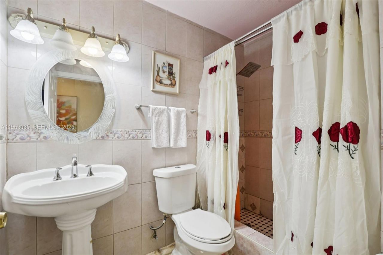 3398 NW 212th St, Miami Gardens, FL 33056 Photo