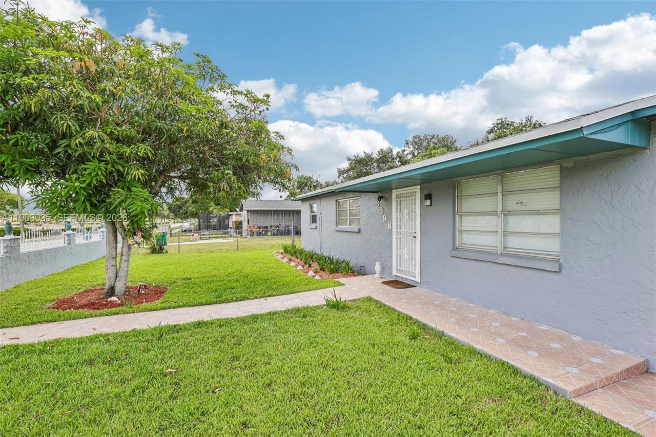 3398 NW 212th St, Miami Gardens, FL 33056 Photo
