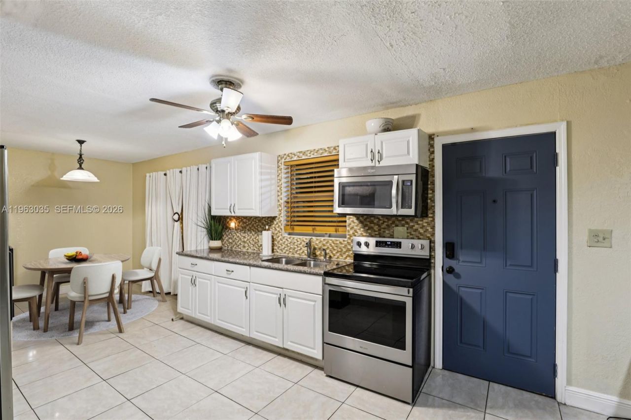 3398 NW 212th St, Miami Gardens, FL 33056 Photo