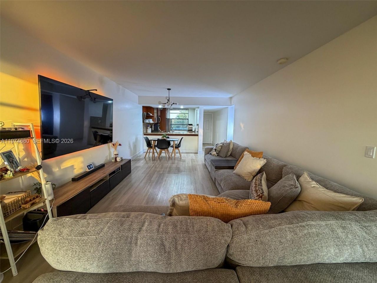 1709 Whitehall Dr, Unit 405, Davie, FL 33324 Photo