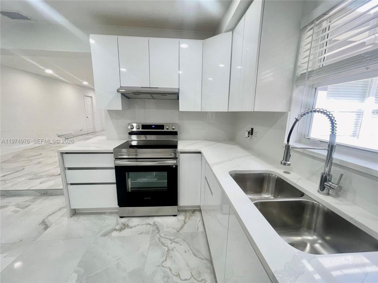 1649 NE 8th Ave , Fort Lauderdale, FL 33305 Photo