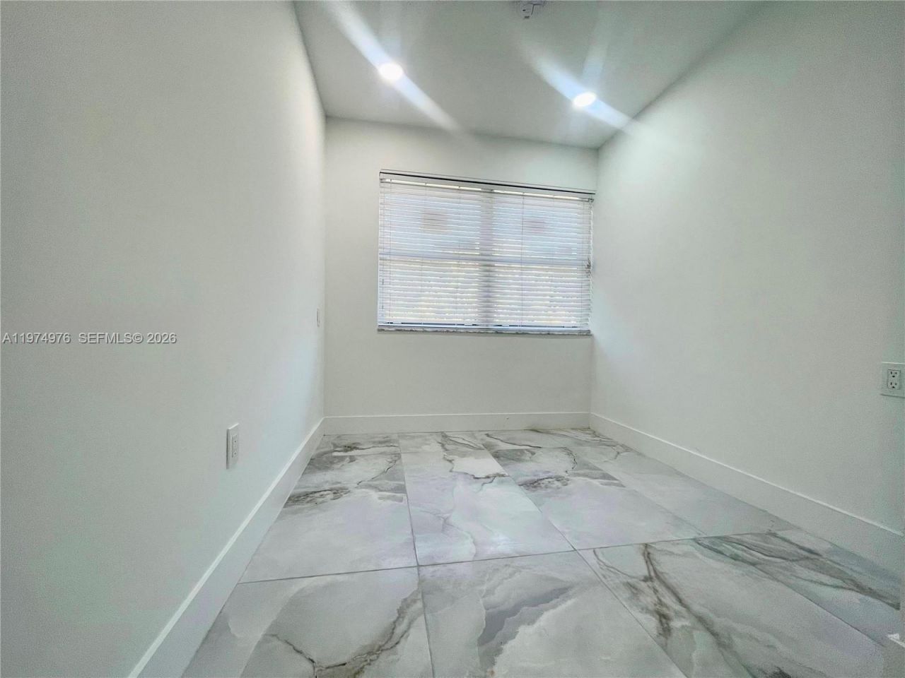 1649 NE 8th Ave , Fort Lauderdale, FL 33305 Photo