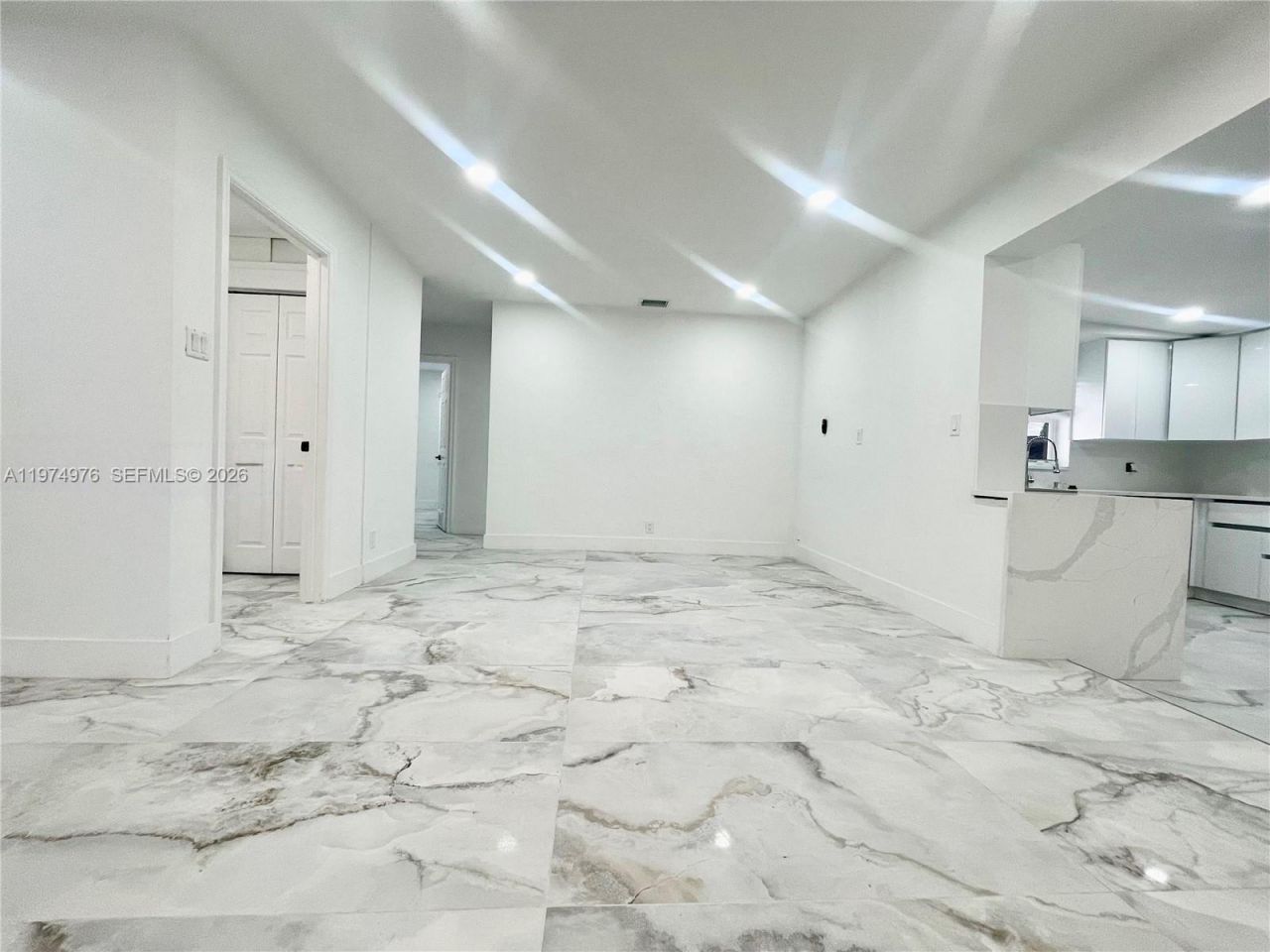 1649 NE 8th Ave , Fort Lauderdale, FL 33305 Photo