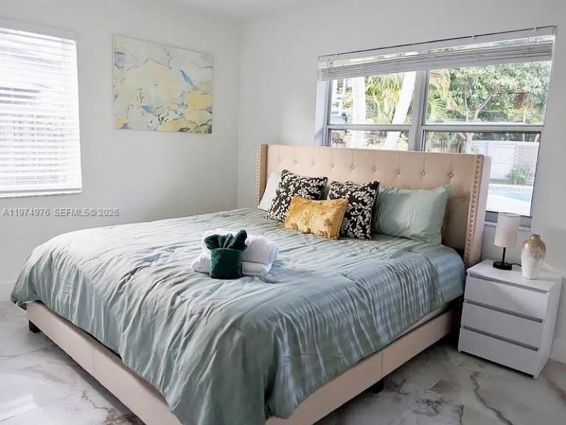 1649 NE 8th Ave , Fort Lauderdale, FL 33305 Photo