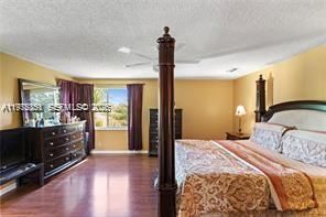 1071 SW 101st Ter , Pembroke Pines, FL 33025 Photo