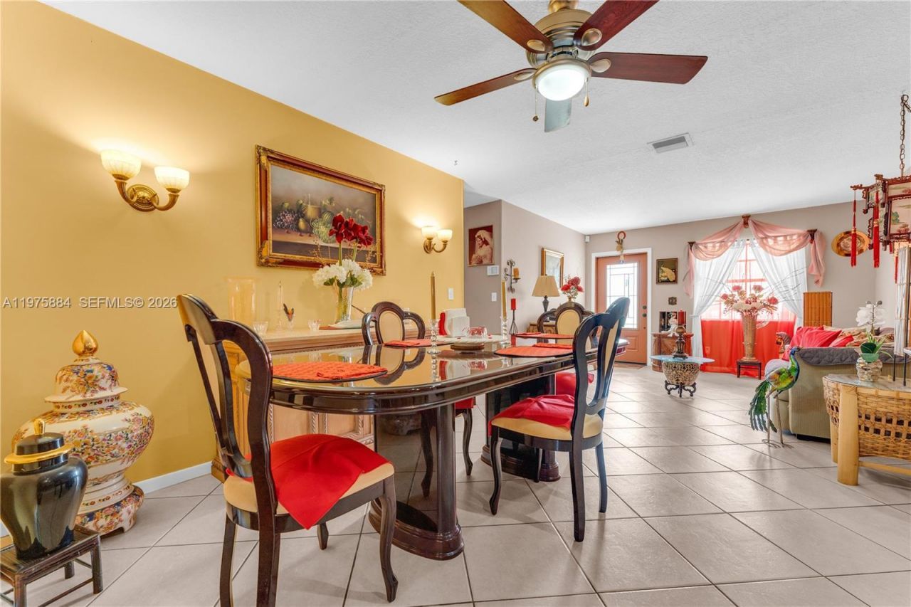 7811 NW 47th St , Lauderhill, FL 33351 Photo