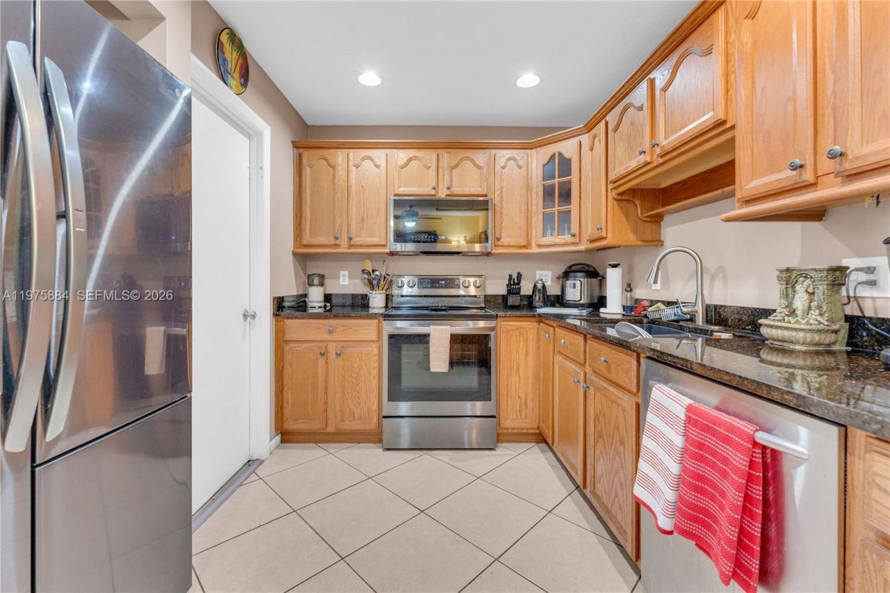 7811 NW 47th St , Lauderhill, FL 33351 Photo