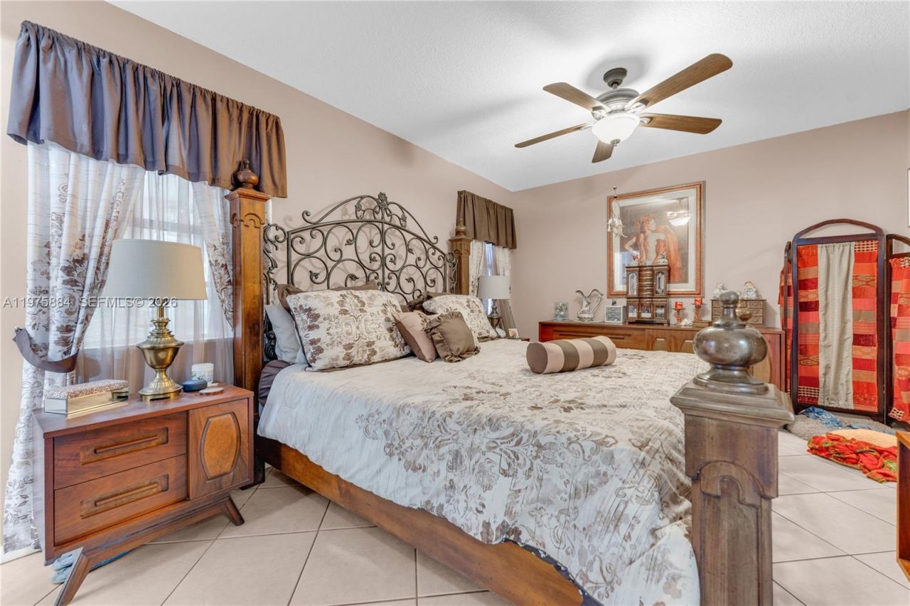 7811 NW 47th St , Lauderhill, FL 33351 Photo