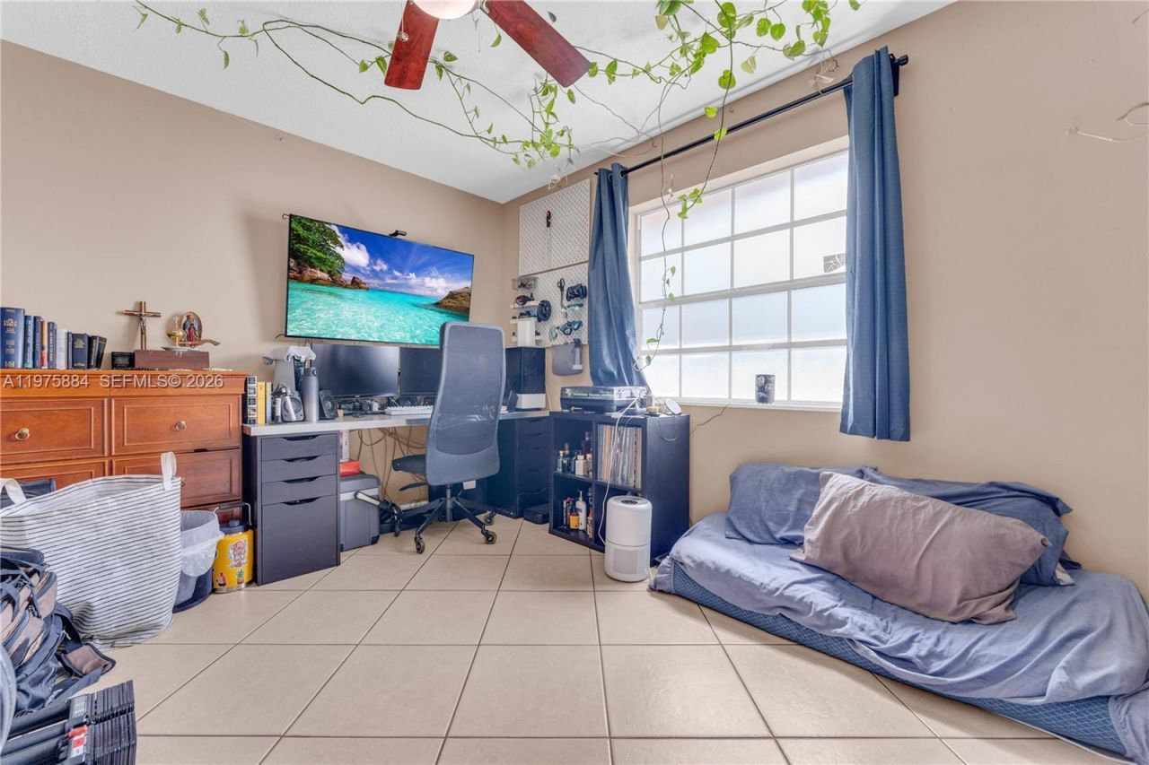 7811 NW 47th St , Lauderhill, FL 33351 Photo