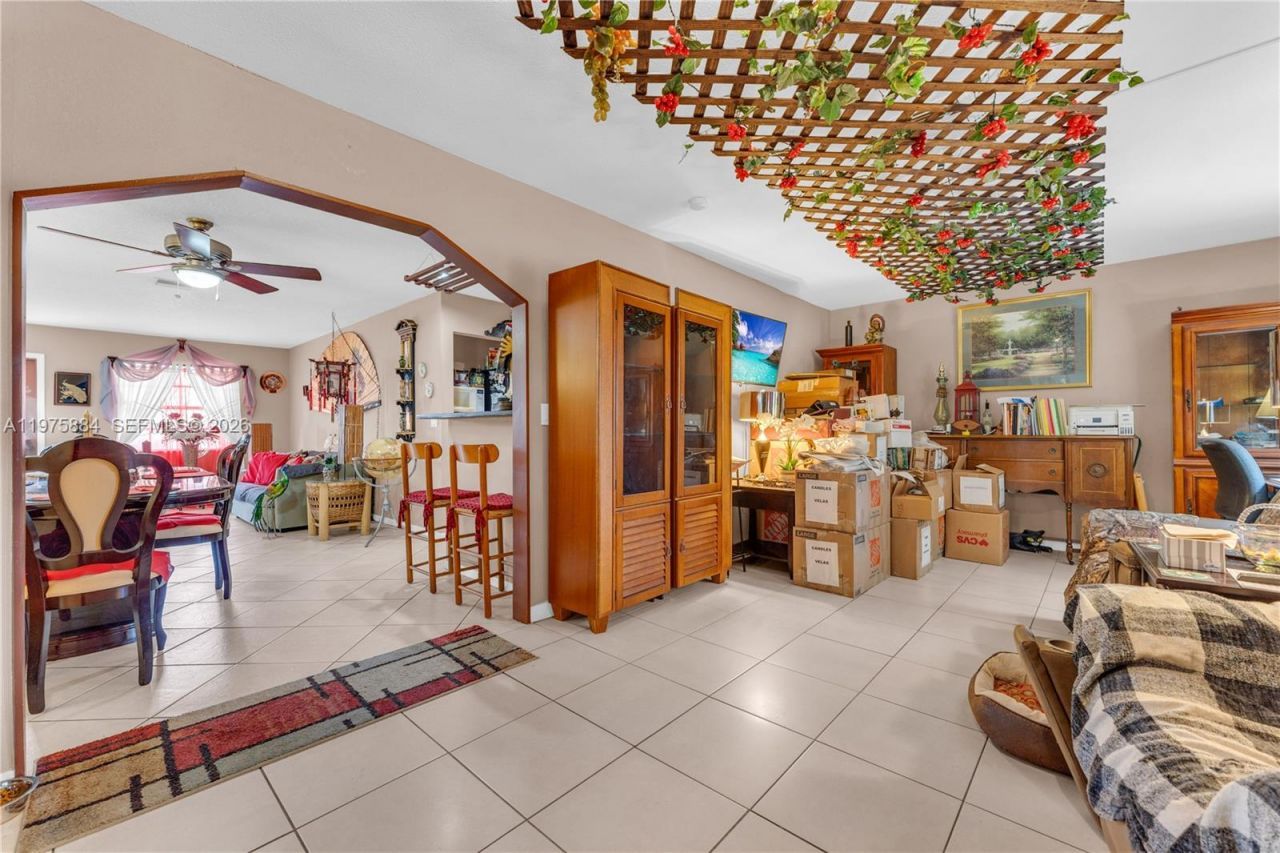 7811 NW 47th St , Lauderhill, FL 33351 Photo