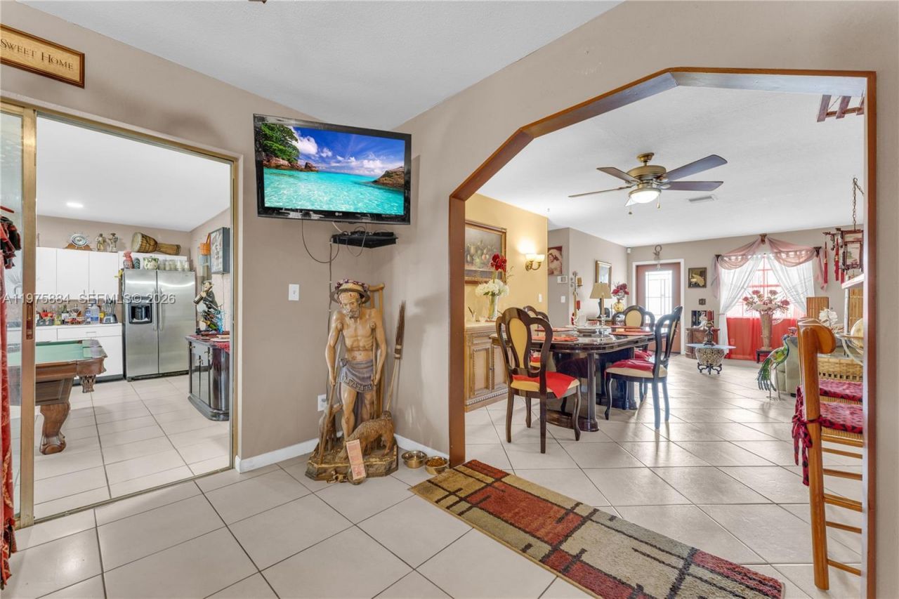 7811 NW 47th St , Lauderhill, FL 33351 Photo