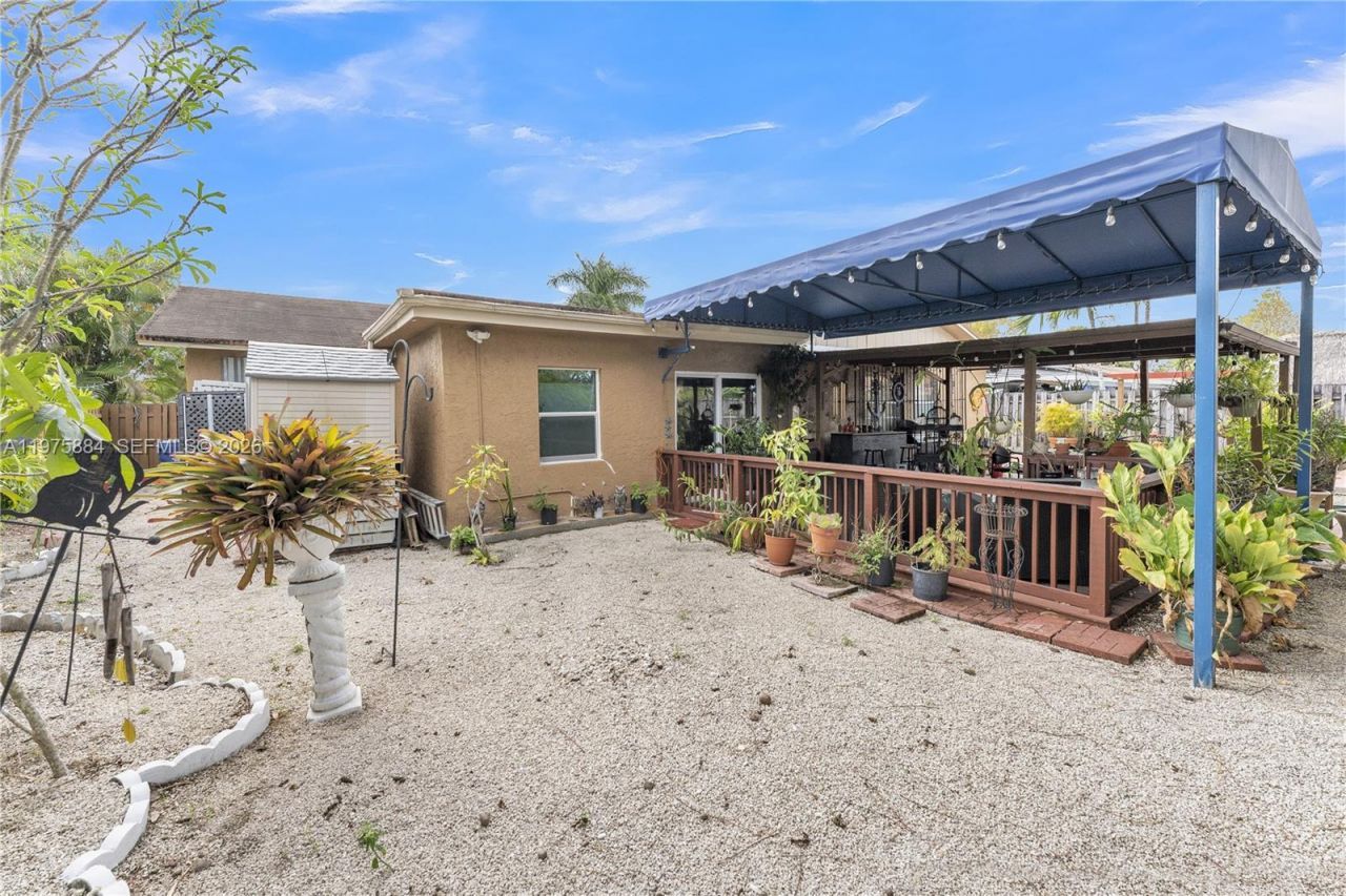 7811 NW 47th St , Lauderhill, FL 33351 Photo