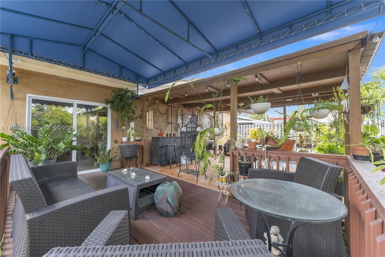 7811 NW 47th St , Lauderhill, FL 33351 Photo