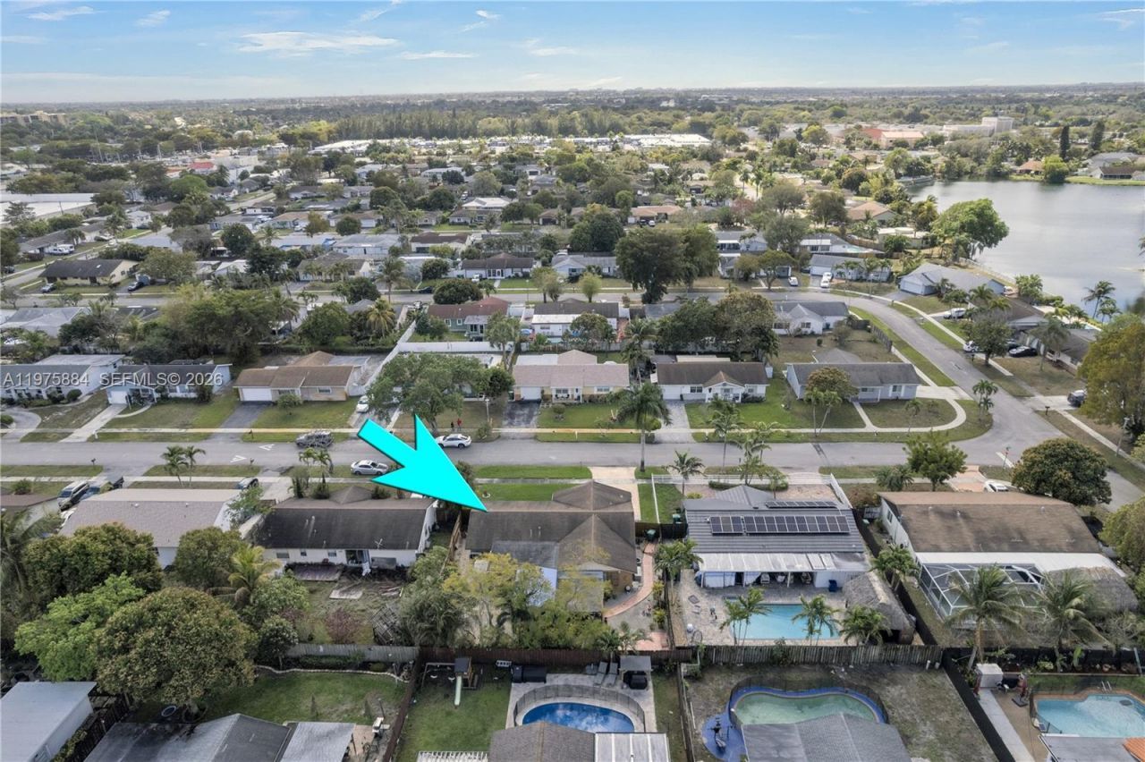 7811 NW 47th St , Lauderhill, FL 33351 Photo