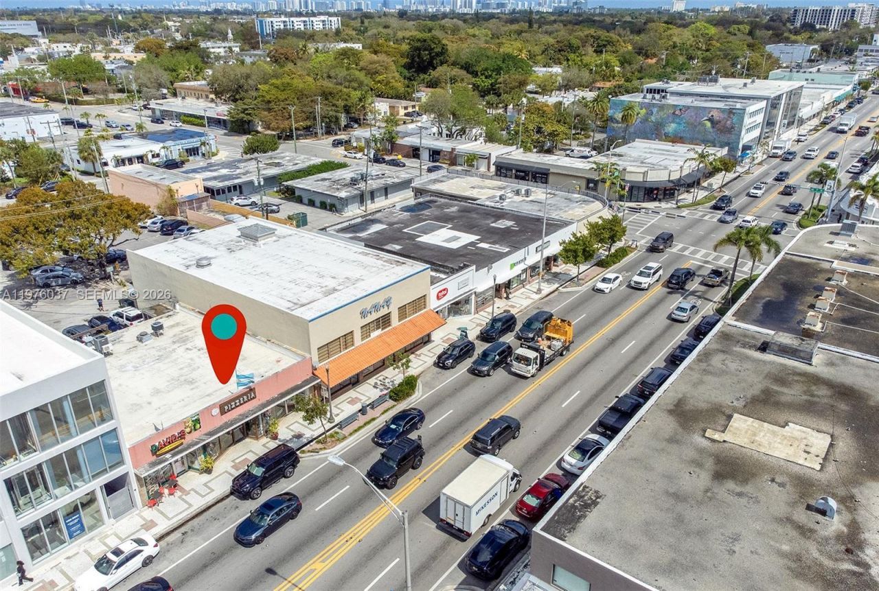 653 NE 125th St , North Miami, FL 33161 Photo