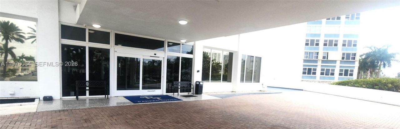 3140 S Ocean Dr, Unit 1103, Hallandale Beach, FL 33009 Photo