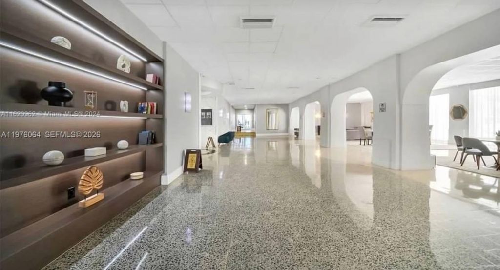 3140 S Ocean Dr, Unit 1103, Hallandale Beach, FL 33009 Photo