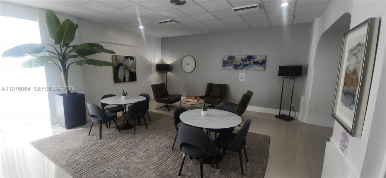 3140 S Ocean Dr, Unit 1103, Hallandale Beach, FL 33009 Photo