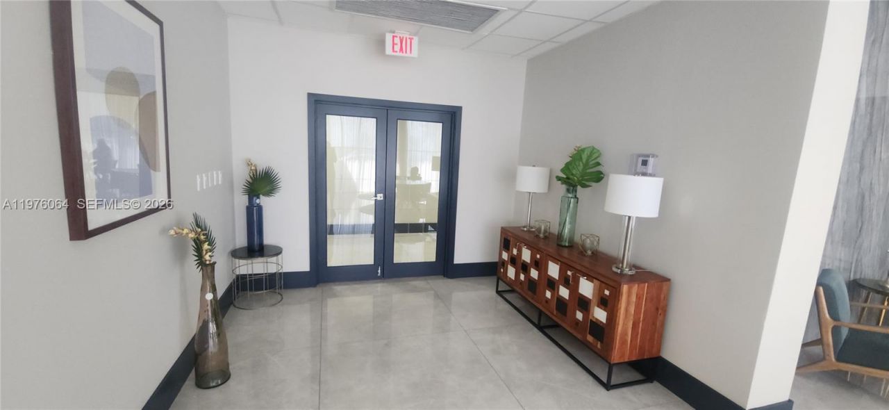 3140 S Ocean Dr, Unit 1103, Hallandale Beach, FL 33009 Photo