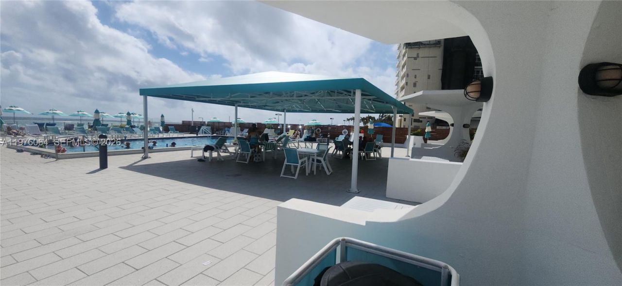 3140 S Ocean Dr, Unit 1103, Hallandale Beach, FL 33009 Photo