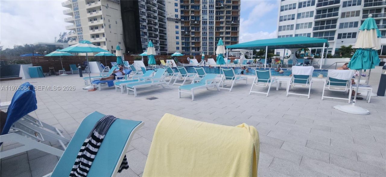 3140 S Ocean Dr, Unit 1103, Hallandale Beach, FL 33009 Photo