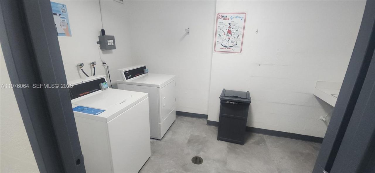 3140 S Ocean Dr, Unit 1103, Hallandale Beach, FL 33009 Photo