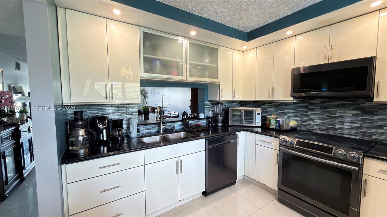 12500 SW 5th Ct , Unit 307M, Pembroke Pines, FL 33027 Photo