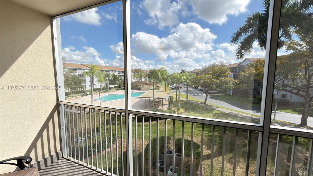 12500 SW 5th Ct , Unit 307M, Pembroke Pines, FL 33027 Photo