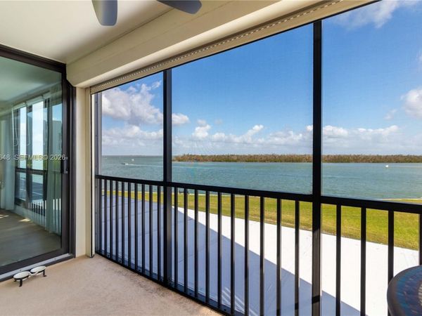 4253 Bay Beach Ln , Unit G2, Fort Myers, FL 33931