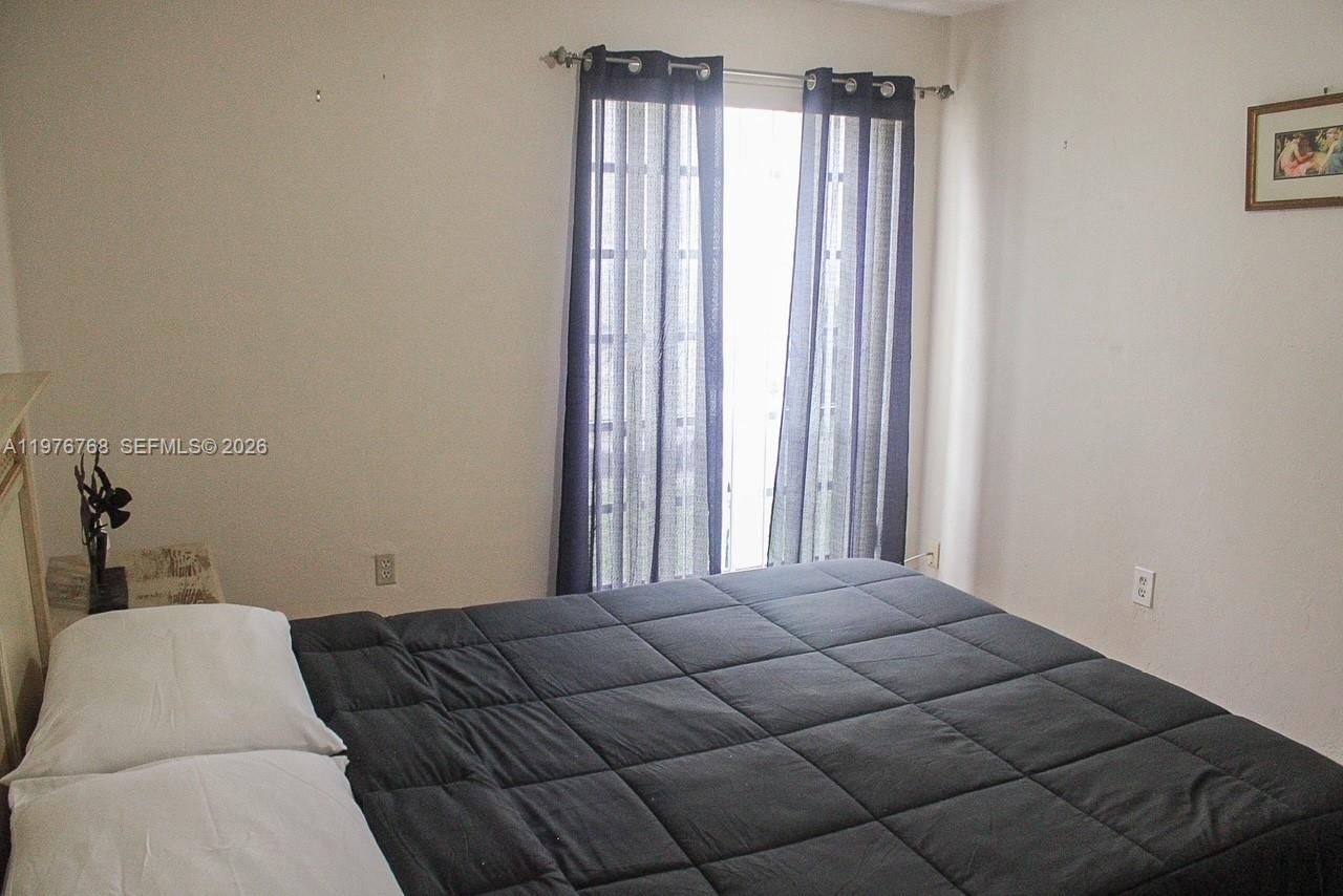 10818 N Kendall Dr , Unit R25, Miami, FL 33176 Photo