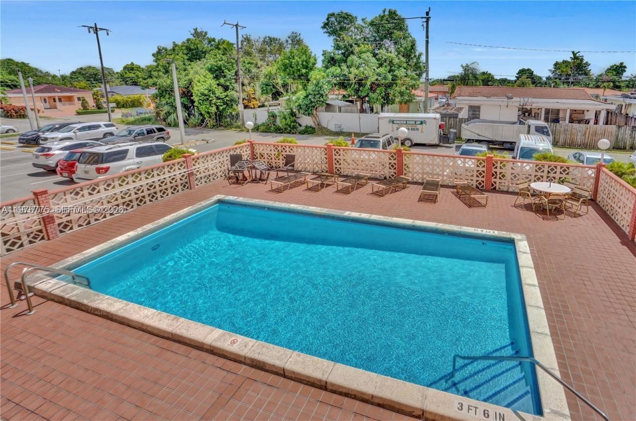 6820 W Flagler St, Unit 207, Miami, FL 33144 Photo