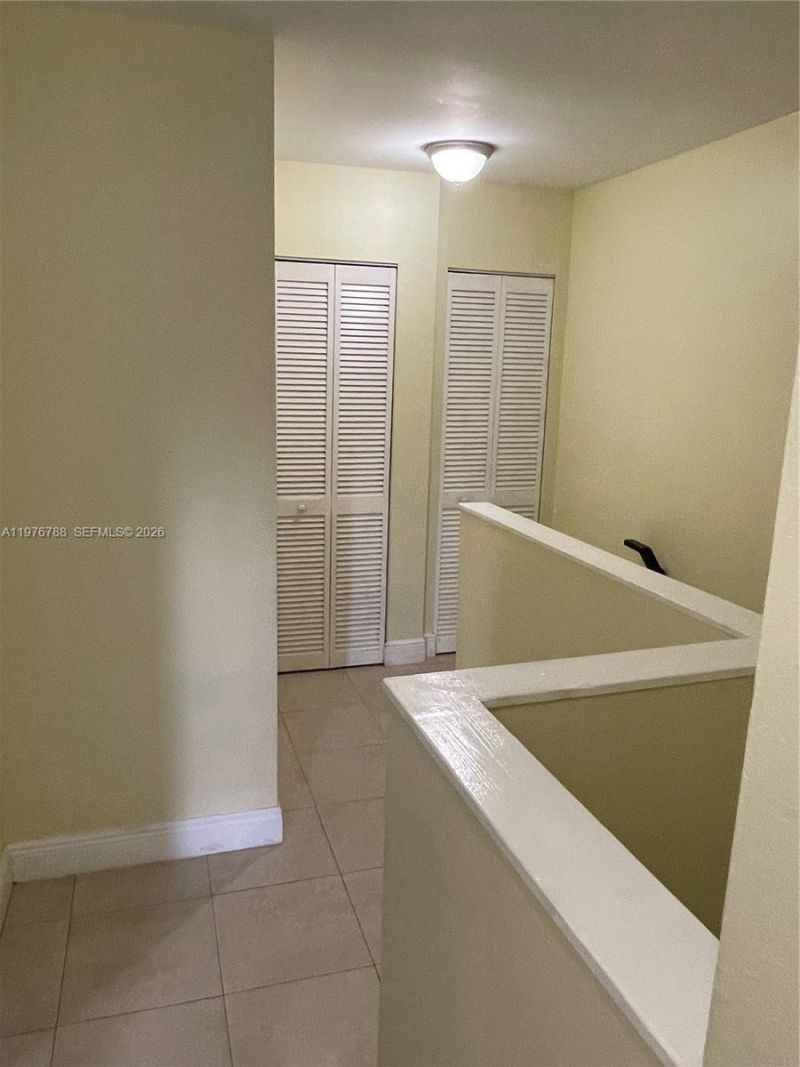 1024 W 79th St , Unit 1024, Hialeah, FL 33014 Photo
