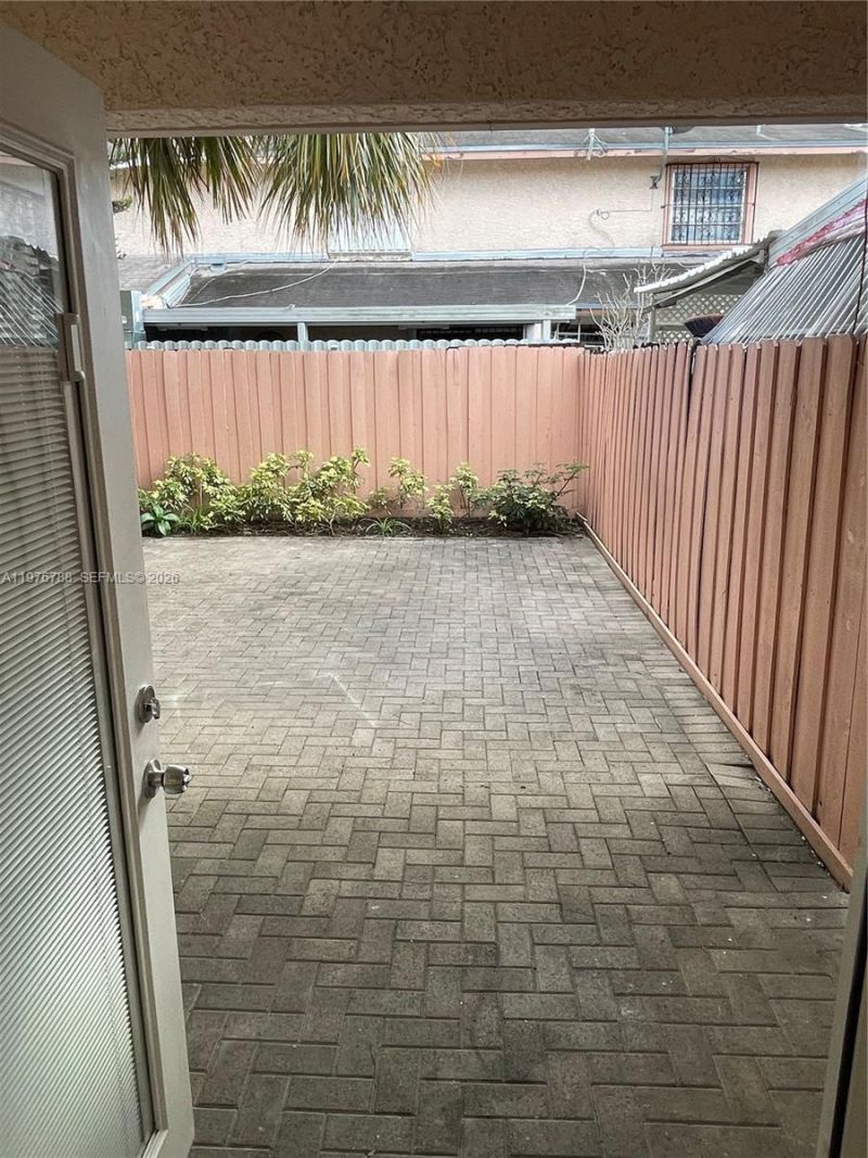 1024 W 79th St , Unit 1024, Hialeah, FL 33014 Photo
