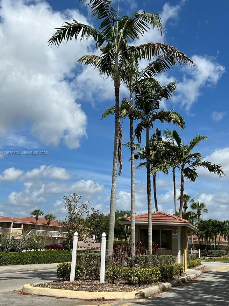 10204 Twin Lakes Dr, Unit 14-H, Coral Springs, FL 33071 Photo