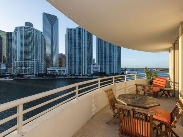 888 Brickell Key Dr , Unit 804, Miami, FL 33131