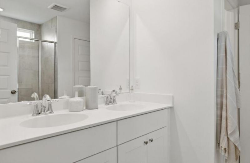 1026 Patagonia Street Photo 23