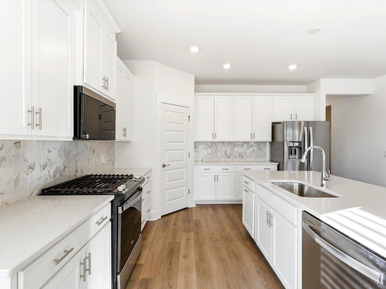 349 Calm Water Way Photo 13