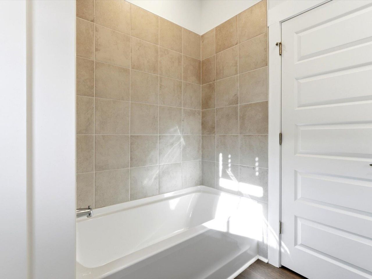 349 Calm Water Way Photo 7