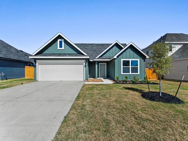 211 Las Lomas DR , San Marcos, TX 78666