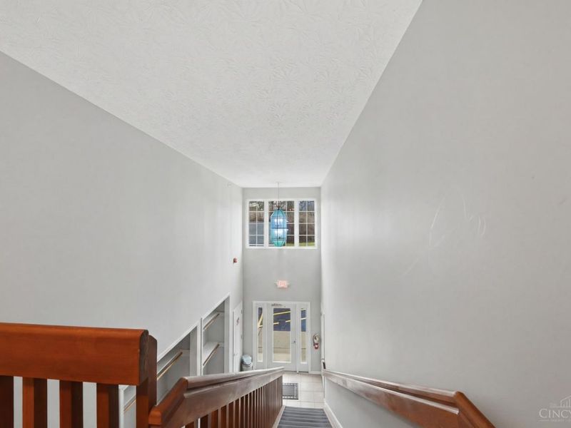 3414 North Bend Road, Unit 8, Cincinnati, OH 45239 Photo 5