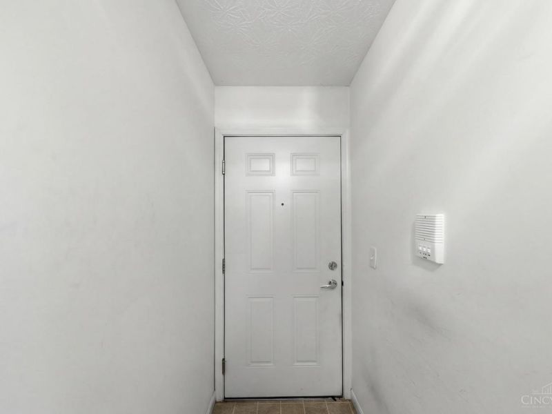 3414 North Bend Road, Unit 8, Cincinnati, OH 45239 Photo 6