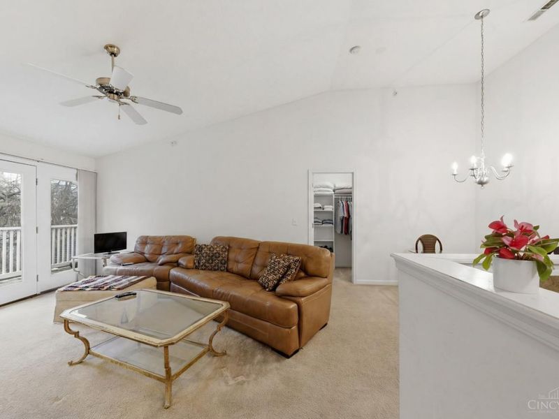 3414 North Bend Road, Unit 8, Cincinnati, OH 45239 Photo 8