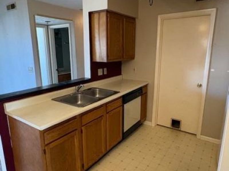 539 Aspen Glen Drive, Unit 431, Union Twp, OH 45244 Photo 9