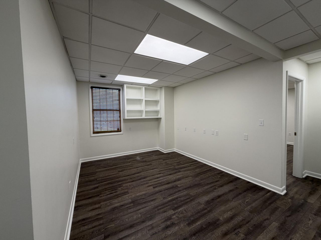 2850 Ashley Phosphate Road Photo 7