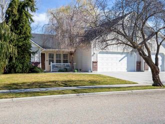 2966 S Slate Creek Way Meridian, ID 83642