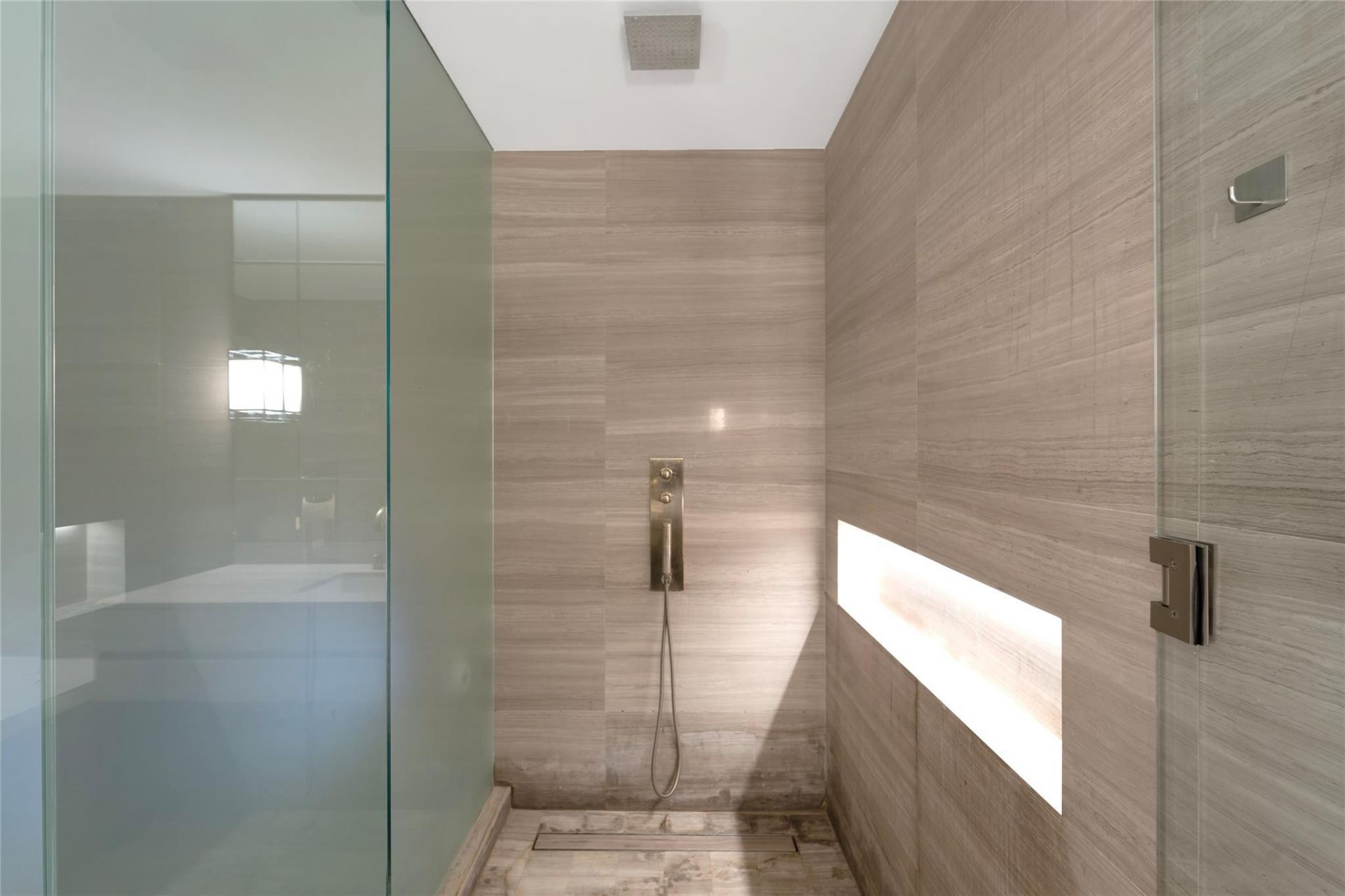 18975 Collins Avenue, Unit 3303, Sunny Isles Beach, FL 33160 Photo