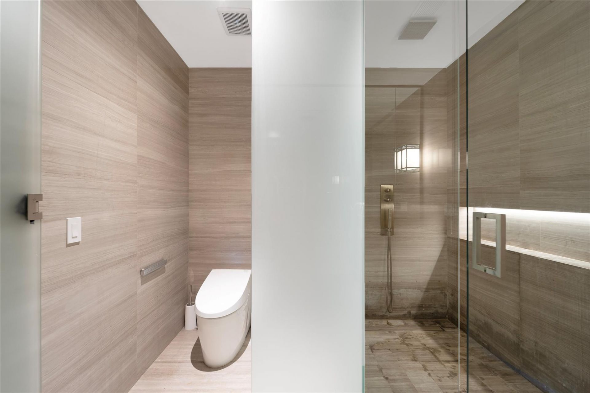 18975 Collins Avenue, Unit 3303, Sunny Isles Beach, FL 33160 Photo